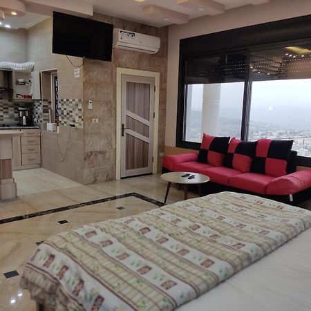 Lotus Housing For Furnished Apartments Jarash Esterno foto