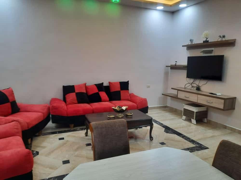 Lotus Housing For Furnished Apartments Jarash Esterno foto