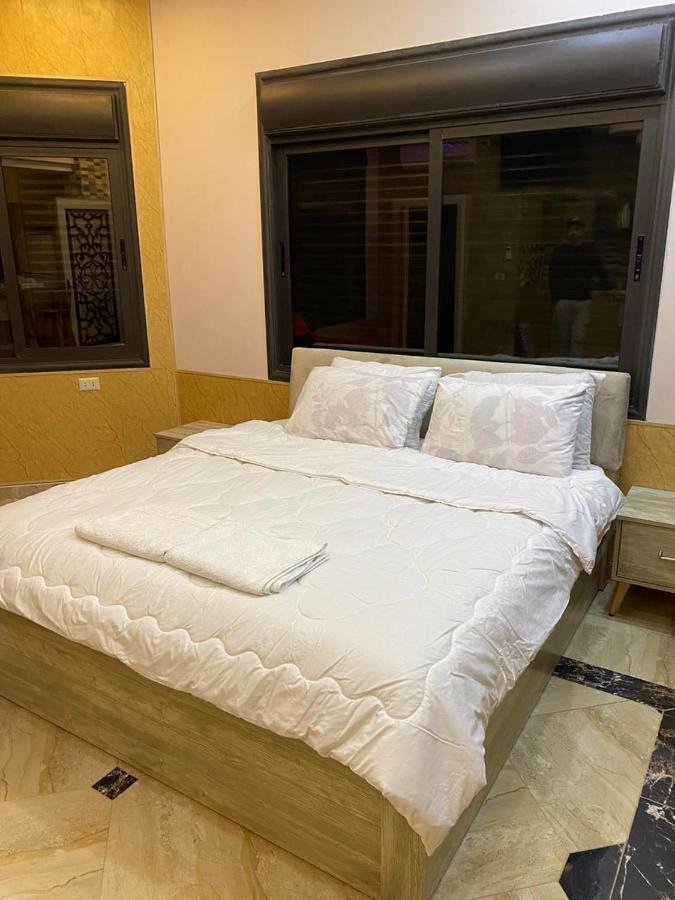 Lotus Housing For Furnished Apartments Jarash Esterno foto