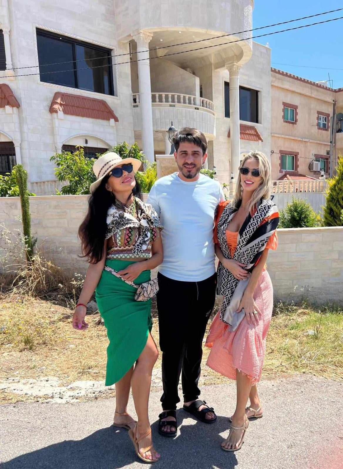 Lotus Housing For Furnished Apartments Jarash Esterno foto