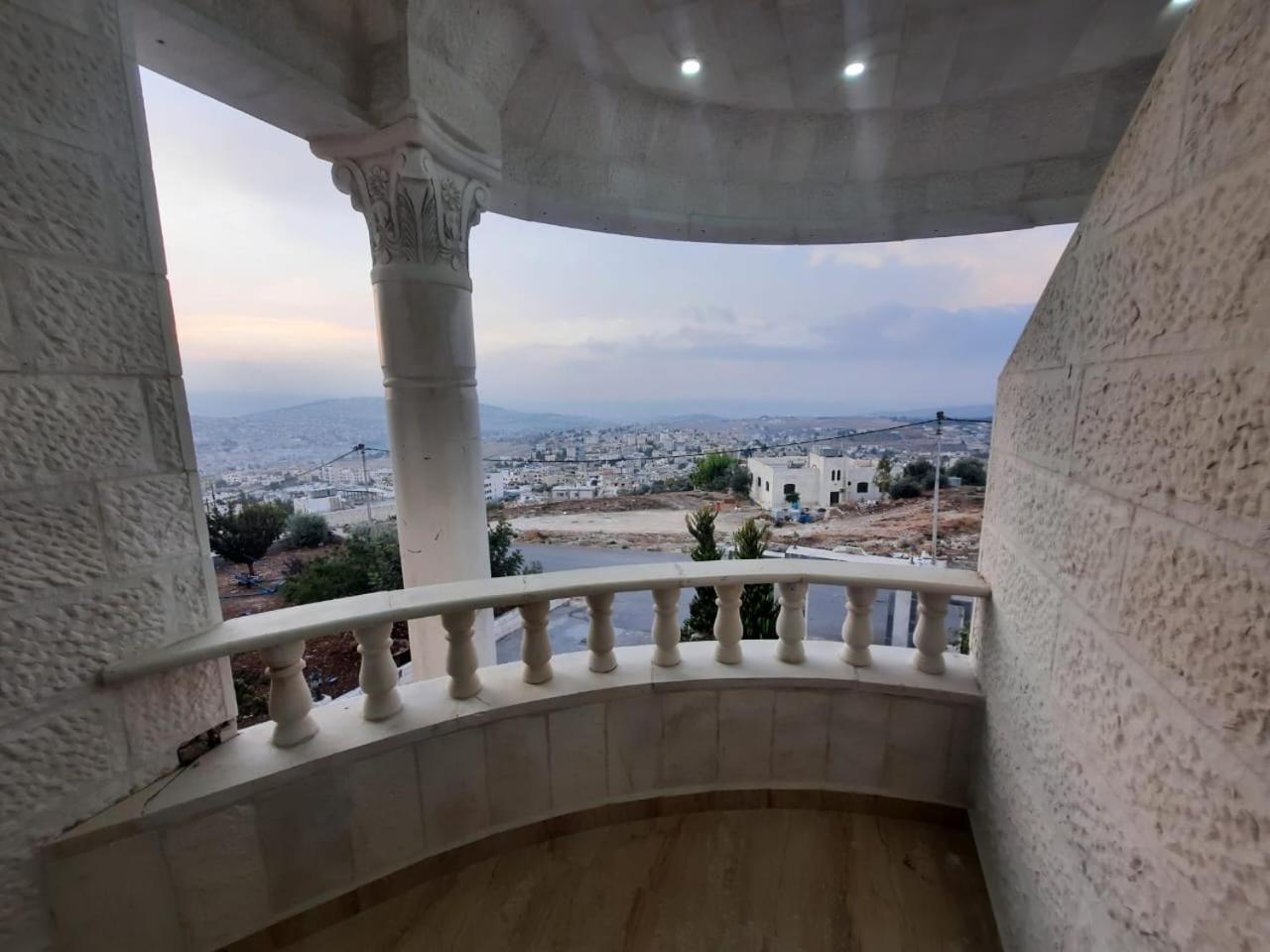 Lotus Housing For Furnished Apartments Jarash Camera foto